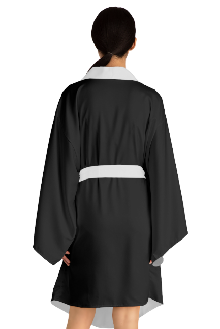 Elegante bata tipo kimono de manga larga negra para relajarse y cuidarse