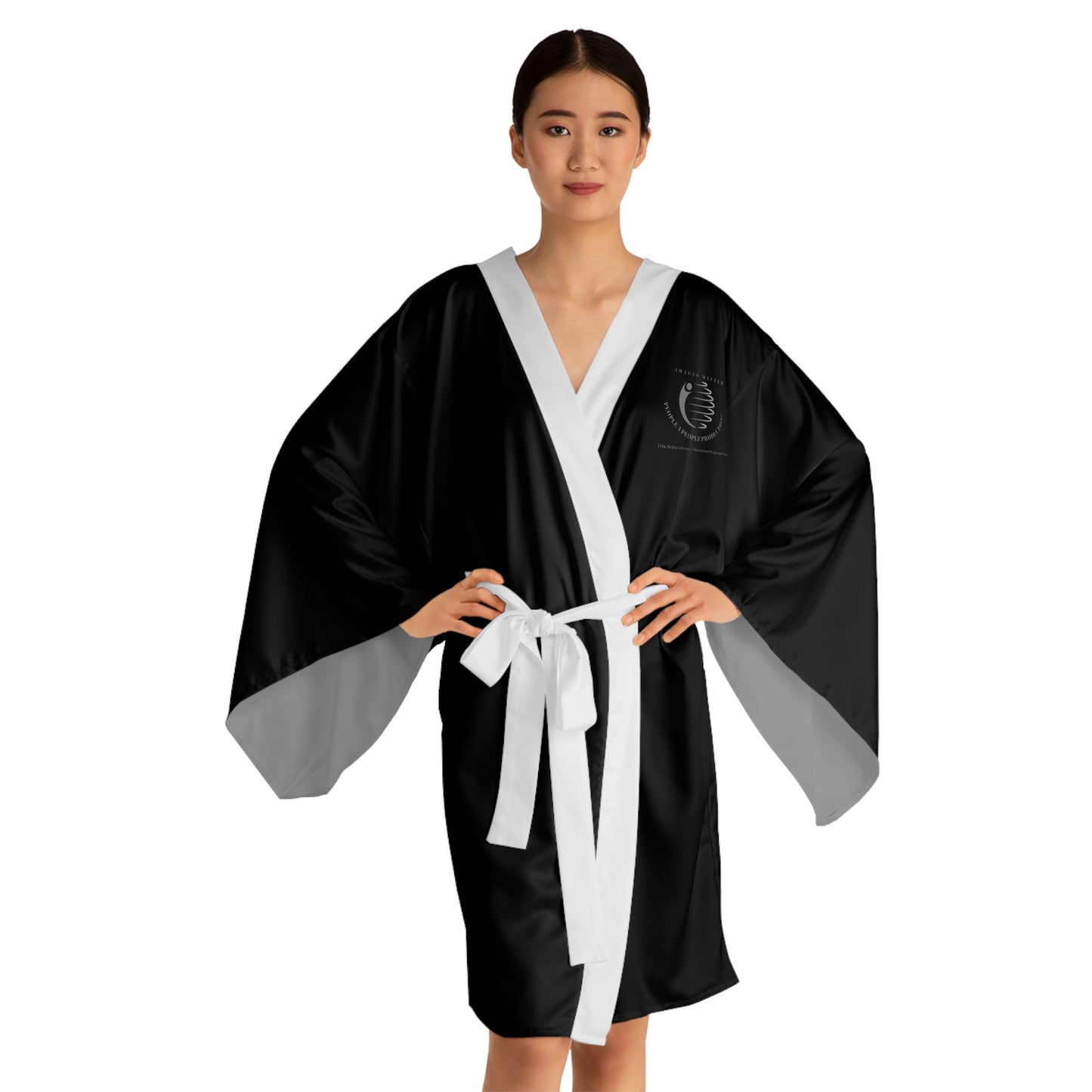 Elegante bata tipo kimono de manga larga negra para relajarse y cuidarse